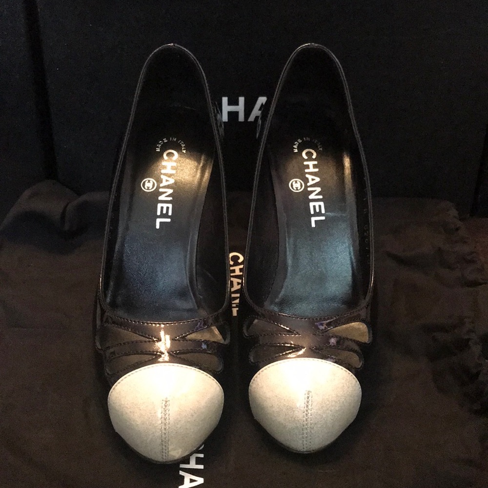 Chanel high heel Pump